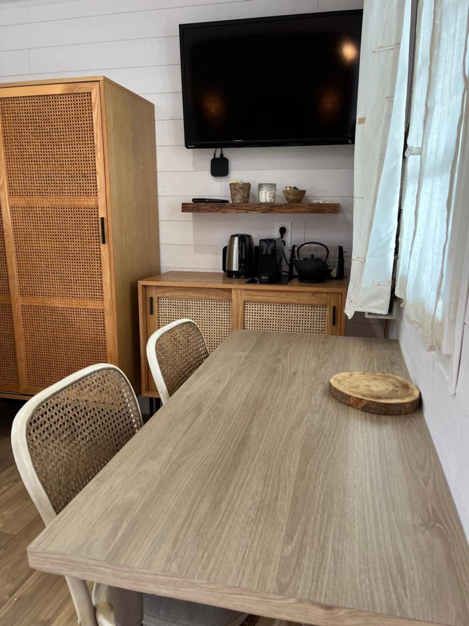 Les Suites d'Aliénor, Suite Mezzanine Pessac Esterno foto
